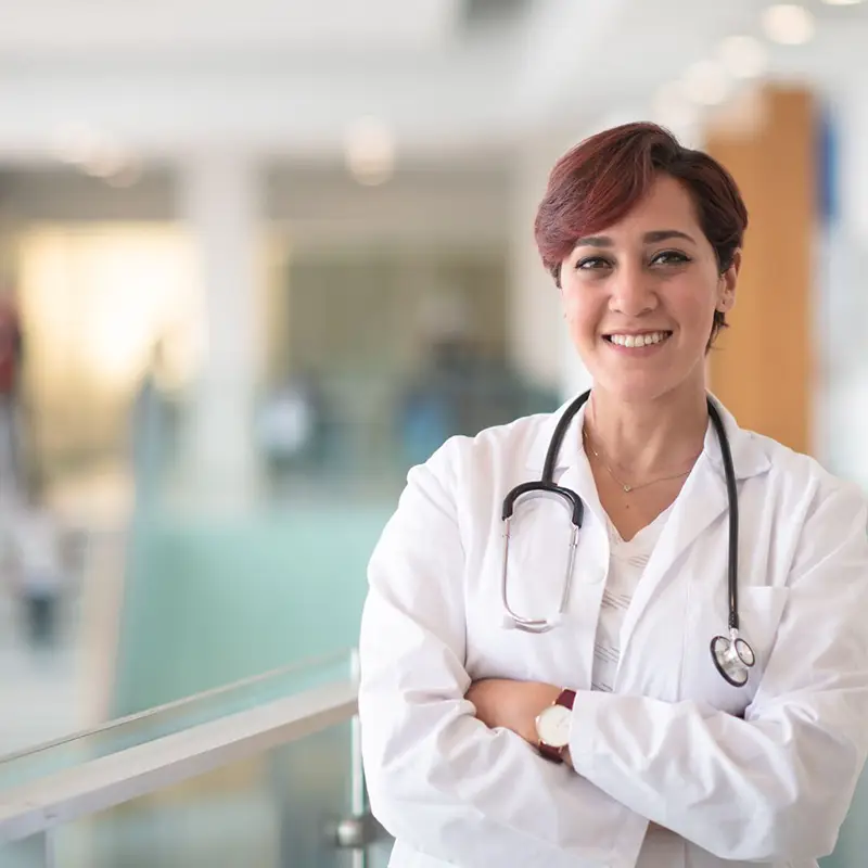 Latina Doctor 800 doctor